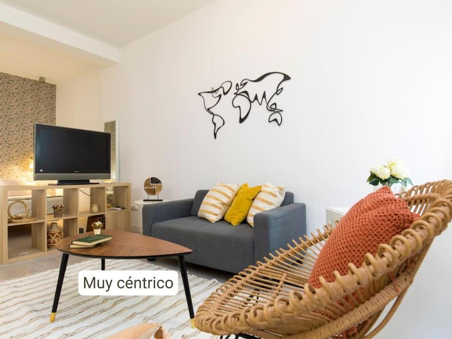 Moderno Apartamento En Casco Historico + Desayuno! Saragossa Exterior foto